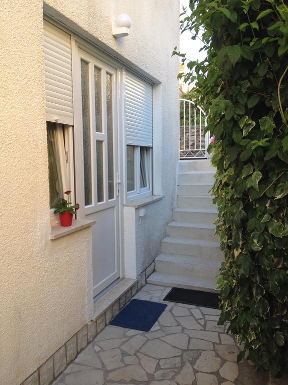 Apartaments Oma & Opa Banjol Zewnętrze zdjęcie
