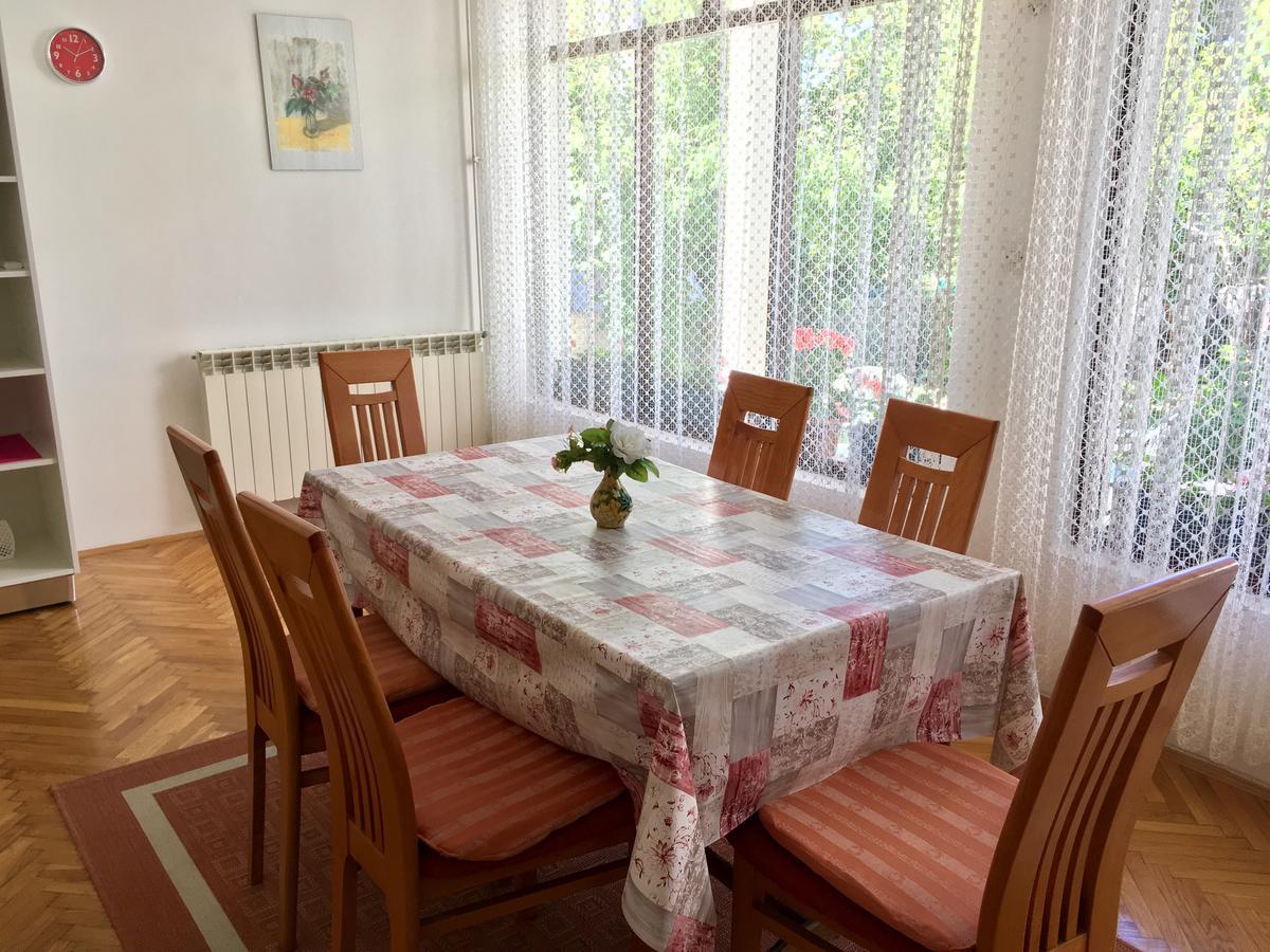 Apartaments Oma & Opa Banjol Zewnętrze zdjęcie