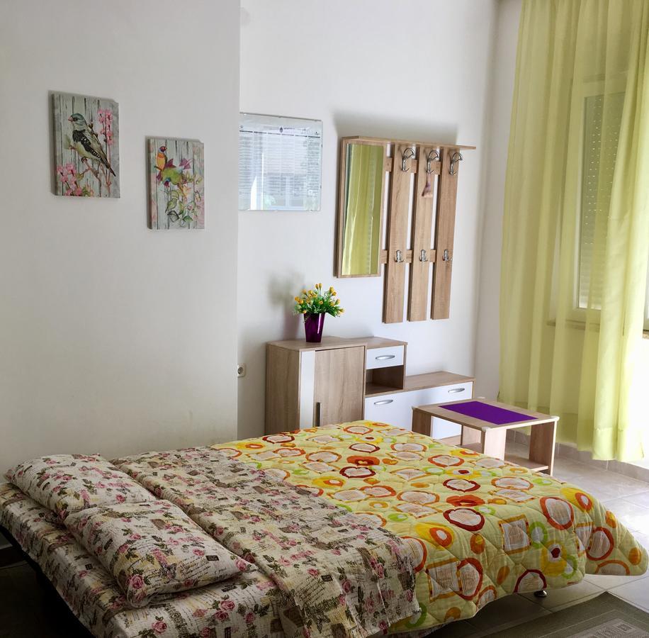 Apartaments Oma & Opa Banjol Zewnętrze zdjęcie