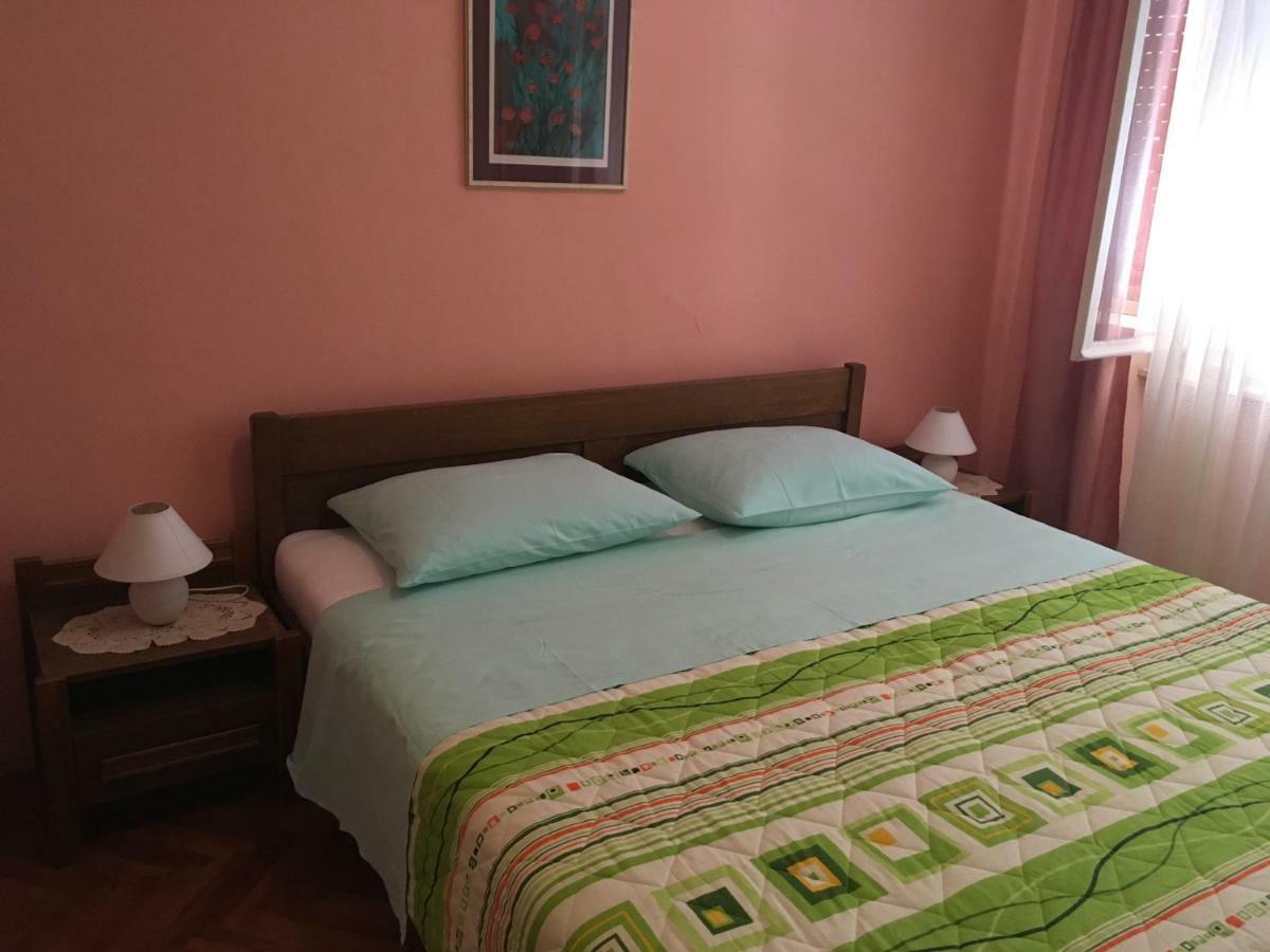 Apartaments Oma & Opa Banjol Zewnętrze zdjęcie